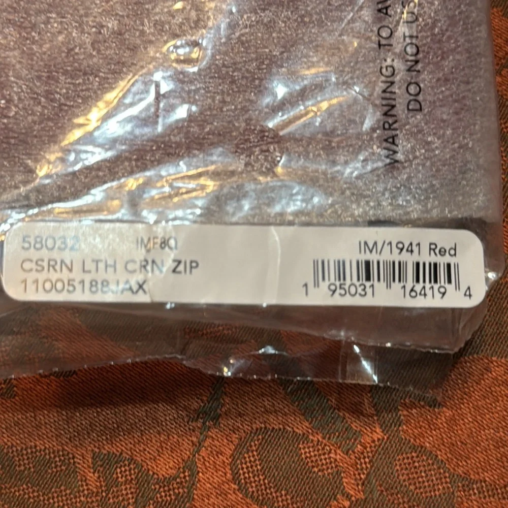 NWT Coach Cherry Red Leather Wristlet - Picture 8 of 8